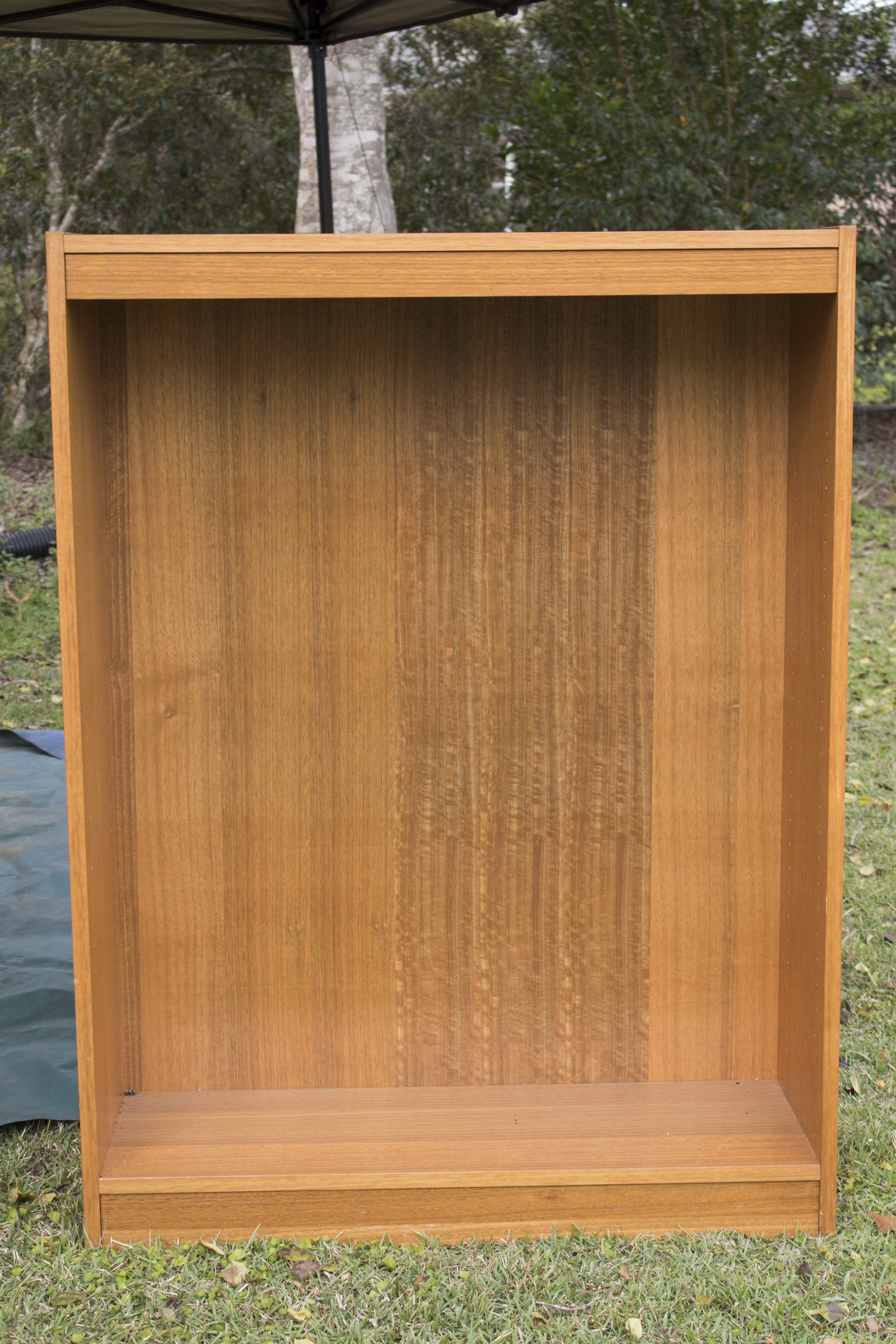 Yardsale shelf Yardsale shelf