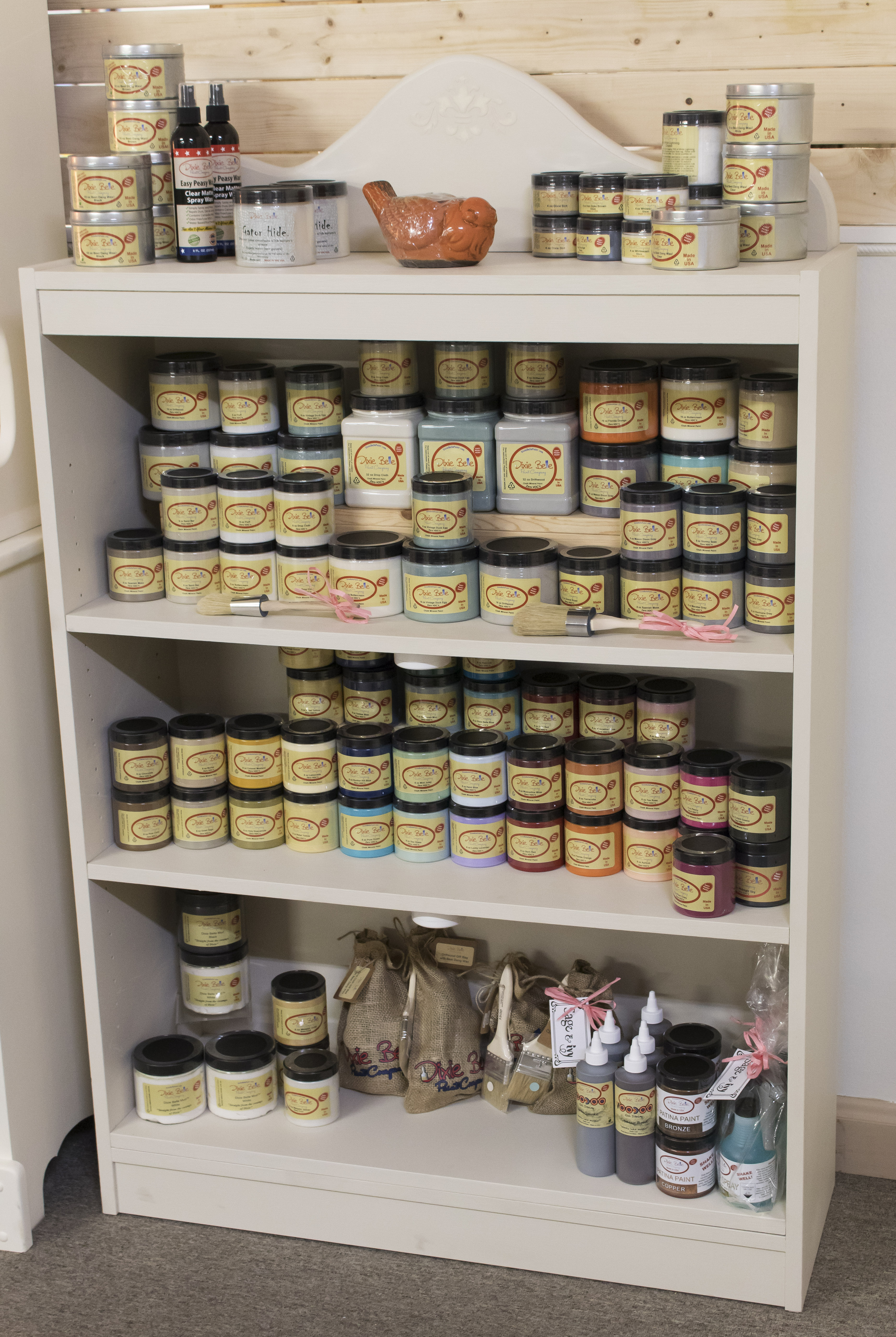 Shelf DIY Chalk Paint Fixer Upper Finished Shelf Shelf DIY Chalk Paint Fixer Upper Finished Shelf