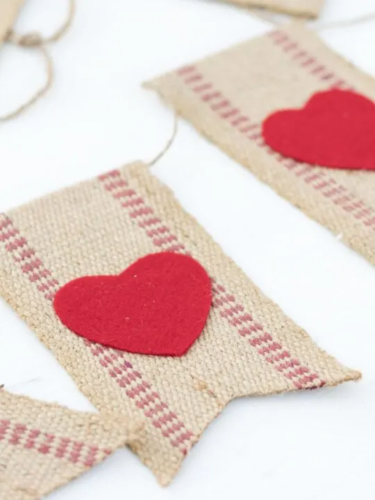 DIY Valentine's Heart Banner