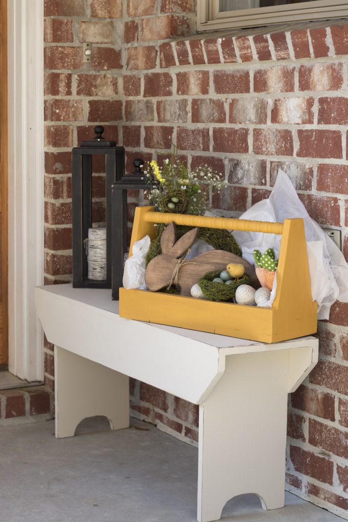 Wooden Tote on our One-Board-Bench, Easter Basket, FREE tote PDF, DIY