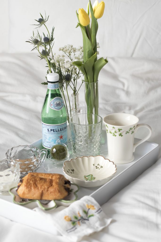 Saint Patrick's Day coffee in bed, served with Irish emblems, treat yourself with breakfast in bed #breakfastinbed #stparicksday #selfcare #coffee #irishemblems