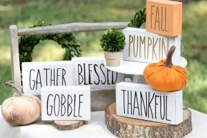 Halloween Block Signs DIY Rae Dunn #signs #halloween #raedunn #kippiathome