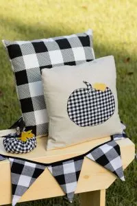 Black and White Check Pumpkin Pillow Applique DIY