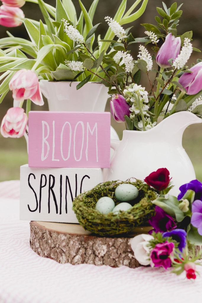 Bloom and Spring Block Signs, easy DIY signs