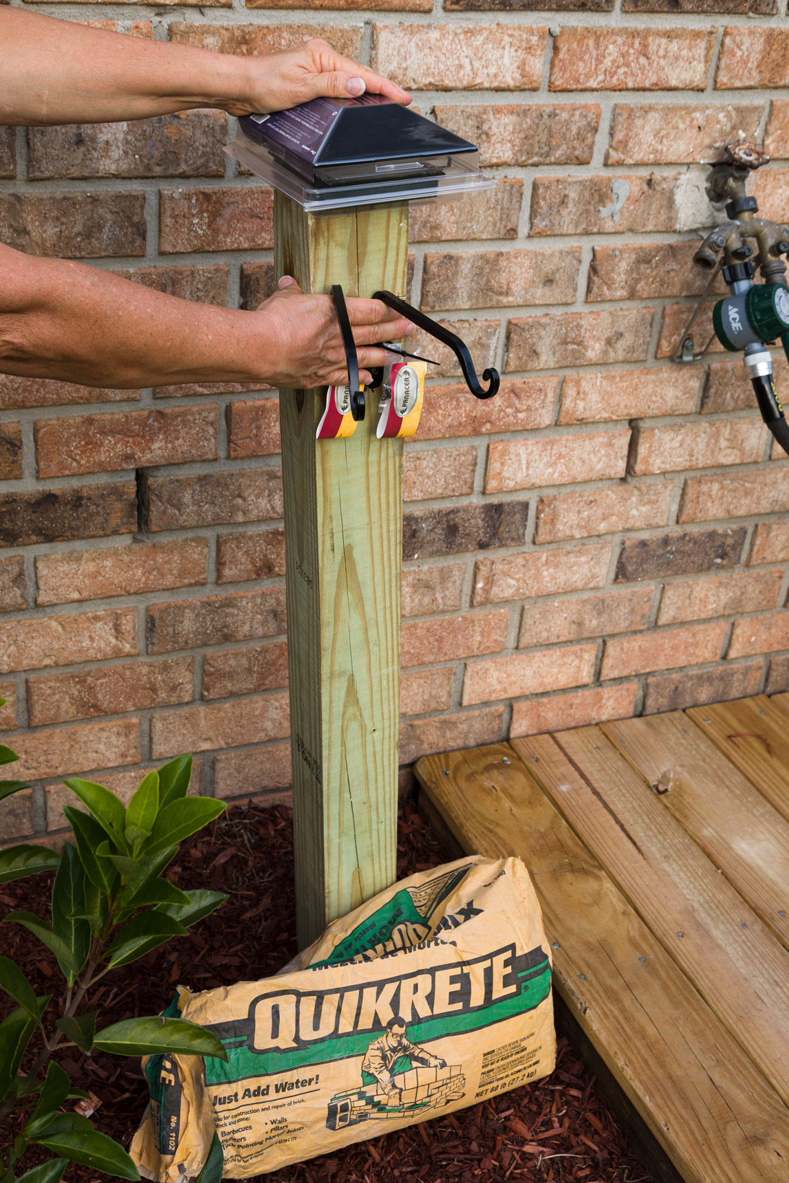 How to Build a DIY Garden Hose Holder, Store Garden hoses, Hose Post