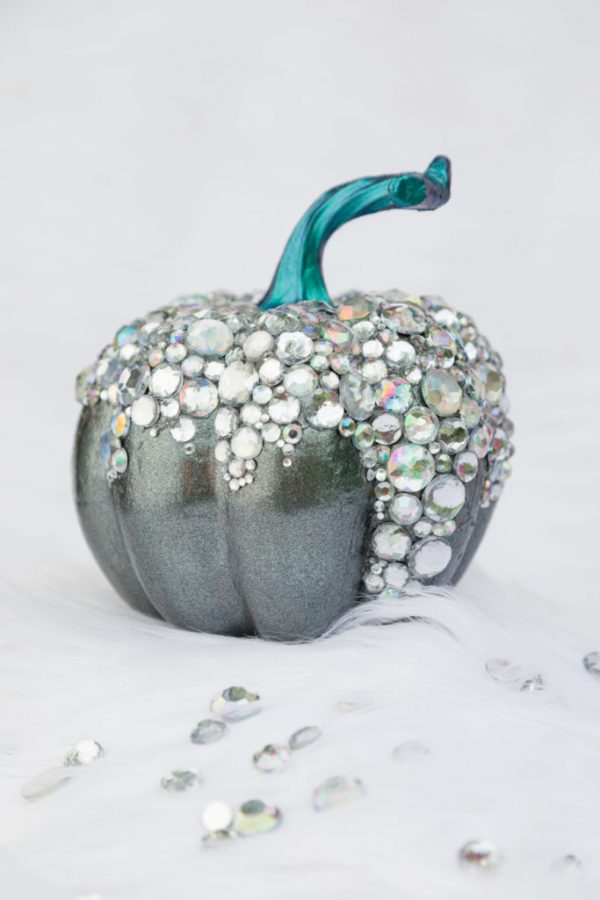 50+ Pumpkin Decorating Ideas, Fall, Thanksgiving and Halloween