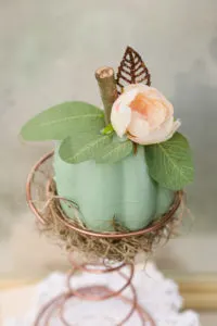This is a $1 Pumpkin. Now it is so pretty. Learn how easy it is to make this budget craft. Transform Ordinary Dollar Tree Pumpkins into Elegant Fall Decor Dollar Tree Pumpkin Makeover