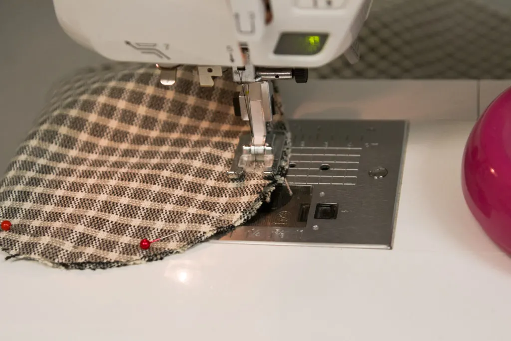 Sewing the stocking plaid face fabric