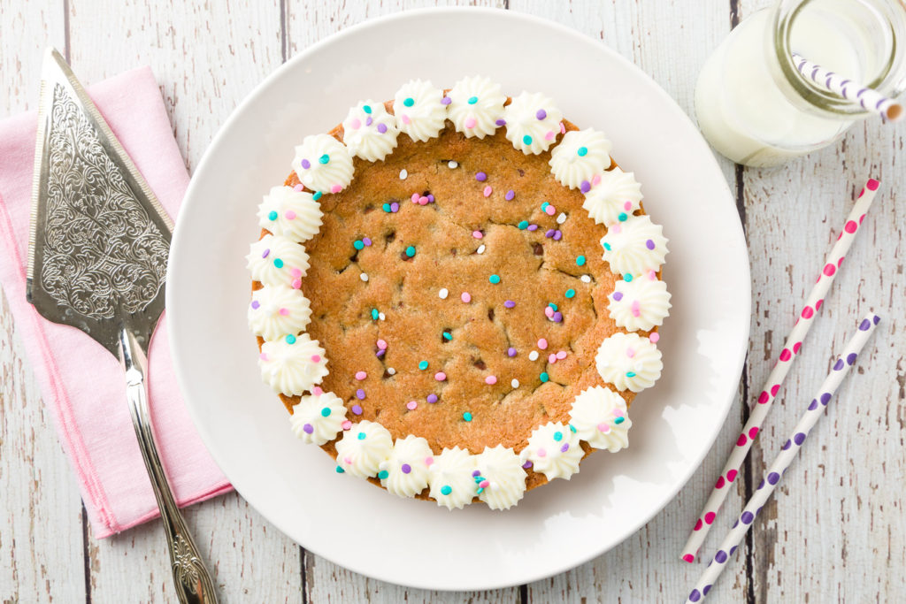 Chocolate Chip Cookie Cake Kippi at Home