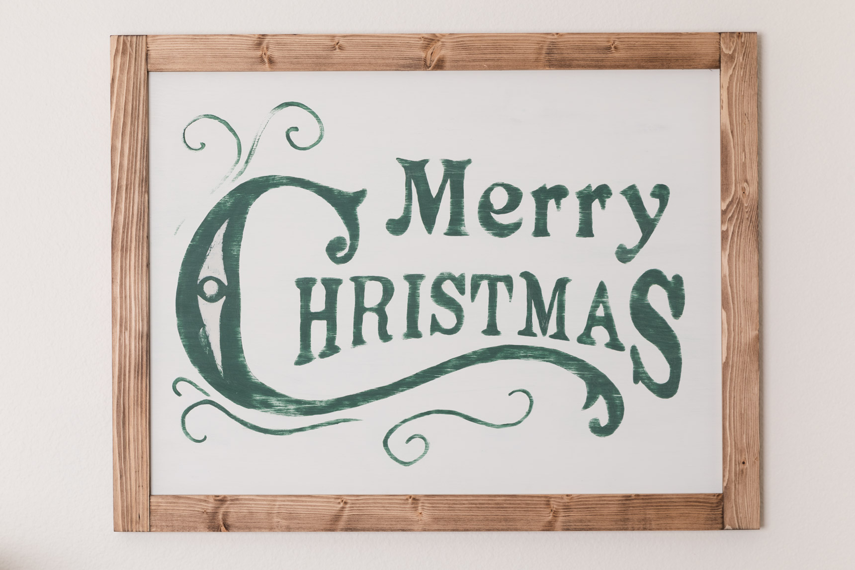 DIY Farmhouse Sign - Merry Christmas 