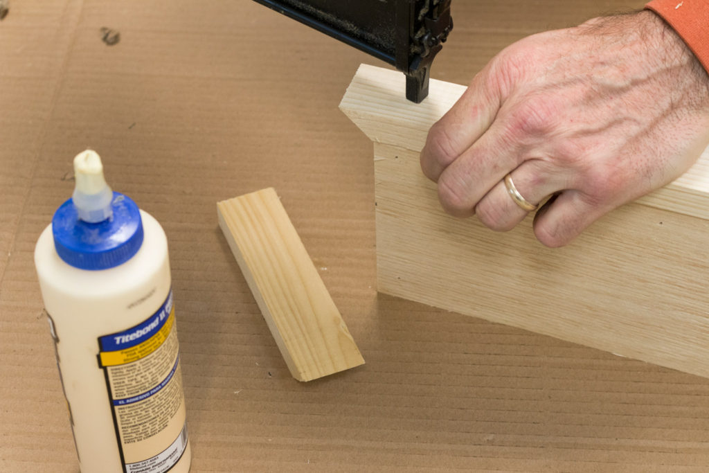 Gluing trim to front edge Kippi at Home