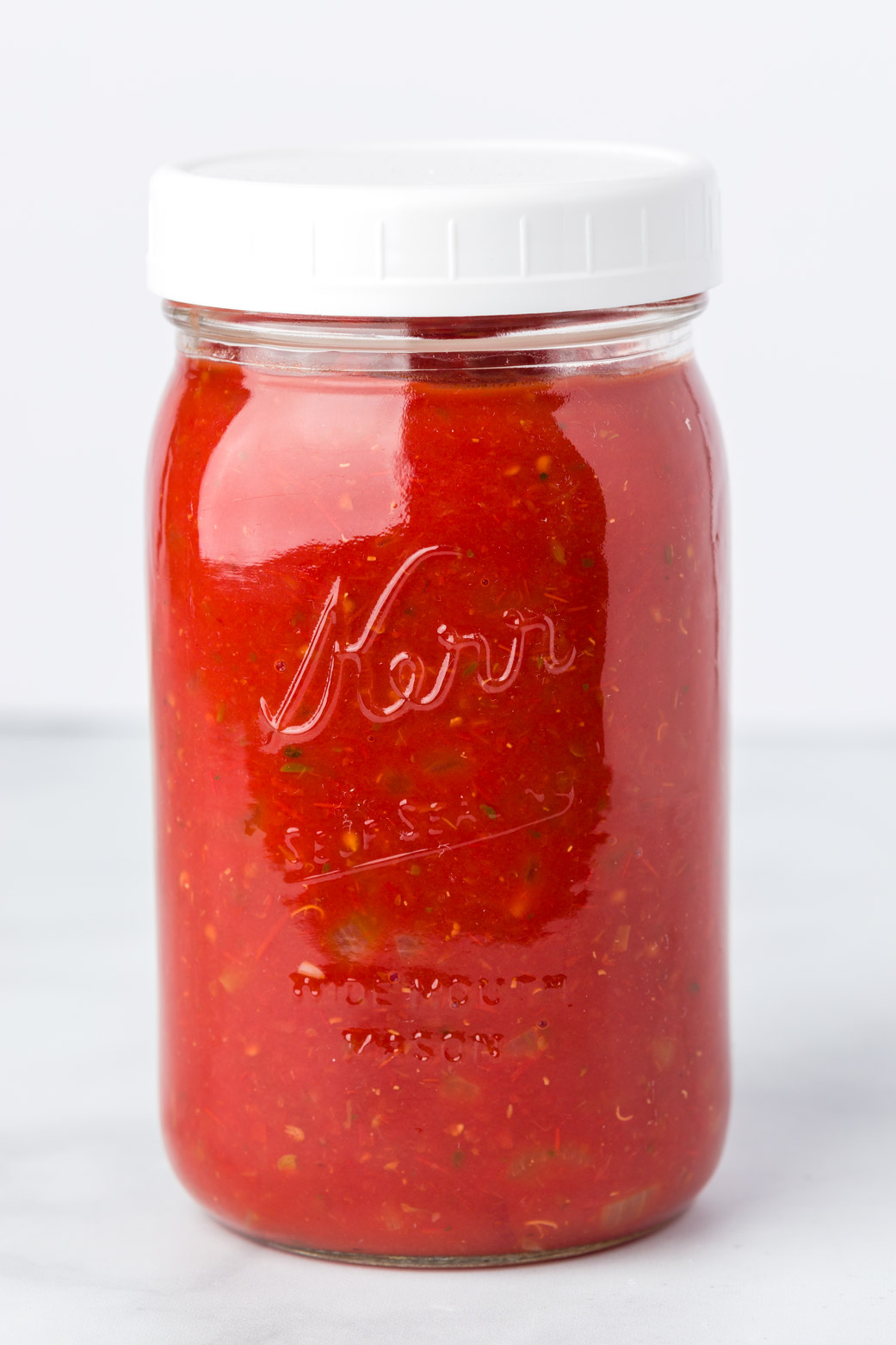 Use a plastic lid on your tomato sauce jars Kippi at Home
