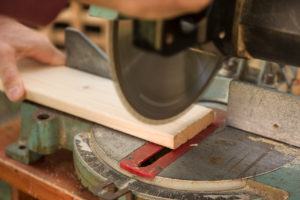 Cut lumbar to the desired length Cut lumbar to the desired length