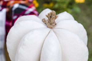 Fall Decorating with DIY fabric pumpkins