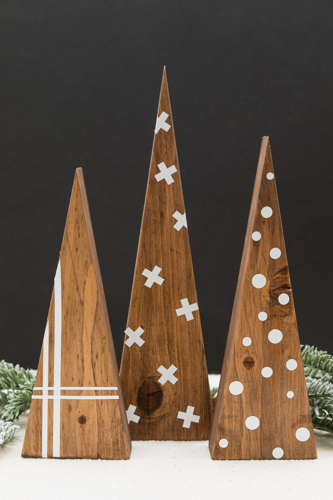 DIY Scandinavian Christmas Tree Scrap Wood Project Kippi at Home