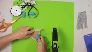 Use silicone fingers to glue fabric