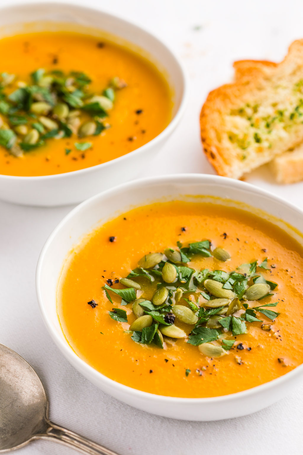 Butternut soup with garlic bread