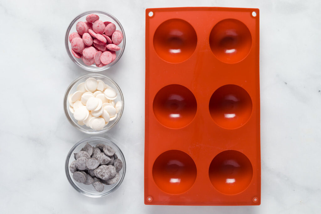 Silicone mold and melting chocolates 