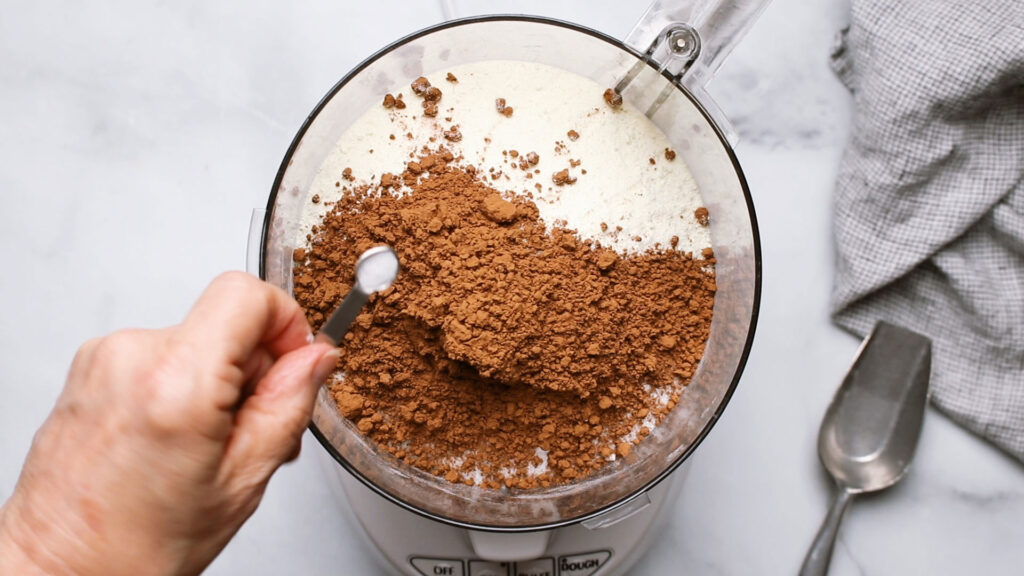 A pinch of Salt added to the hot chocolate mix