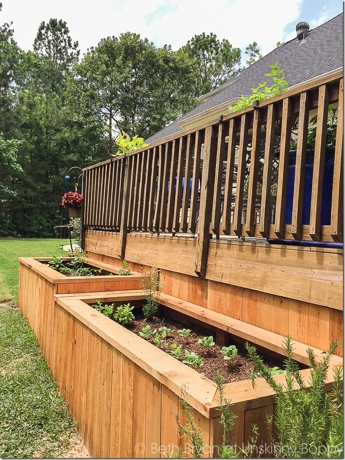 13 Easy DIY Raised Garden Bed Ideas