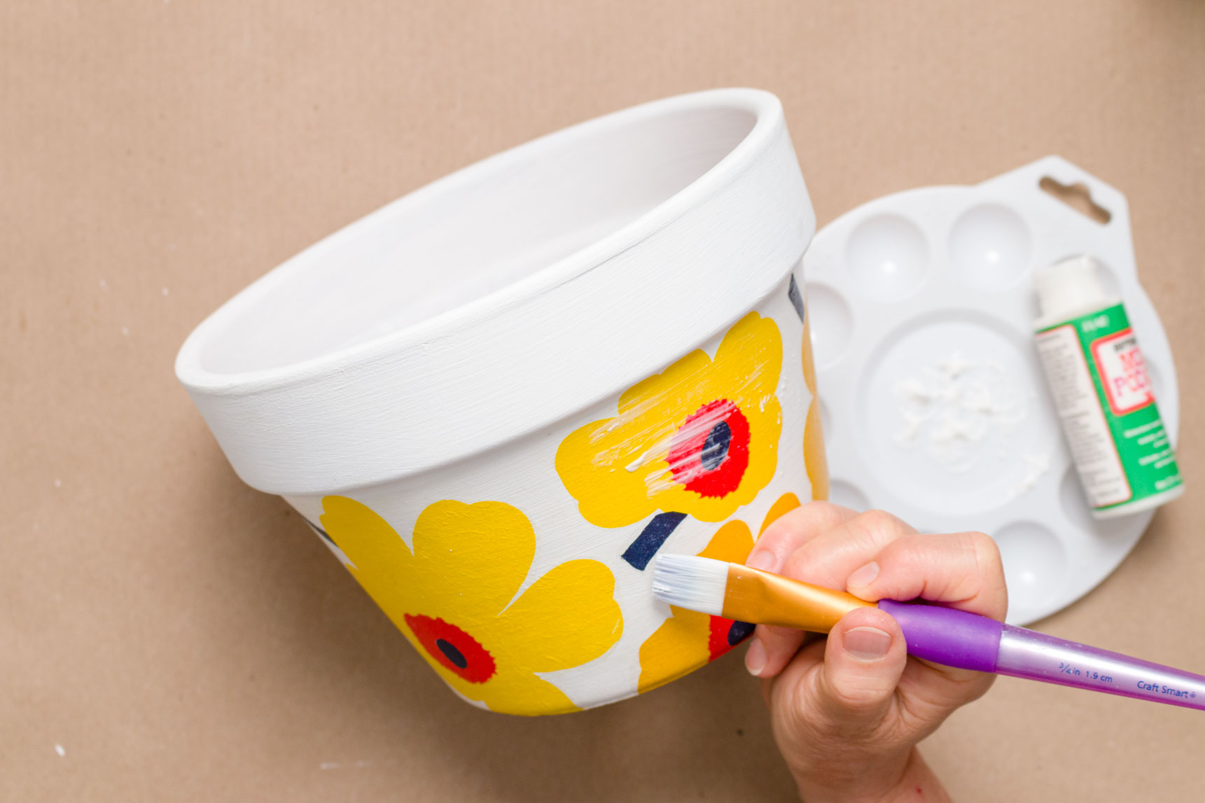 Decoupage with Napkins Kippi at Home