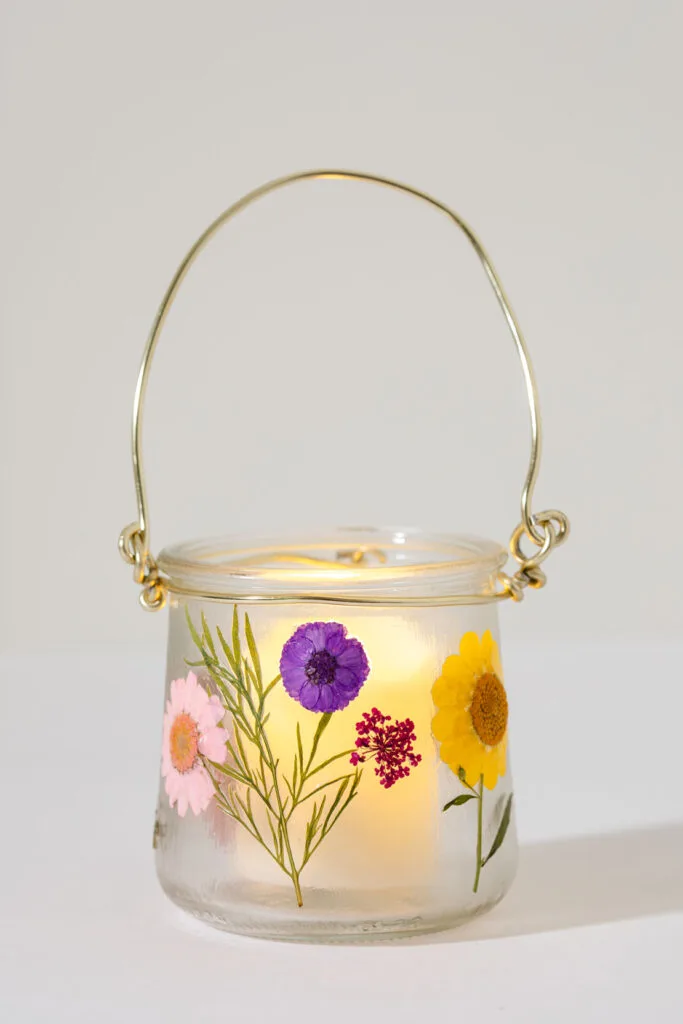 jar lantern with LED tealight 