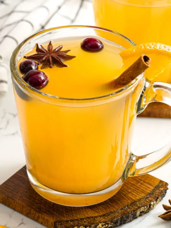Christmas wassail with cranberries, cinnamon sticks and star anise