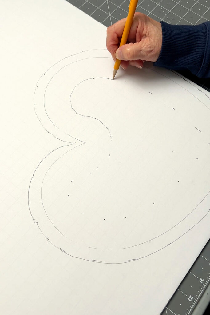 Tracing the inner heart on the foam board