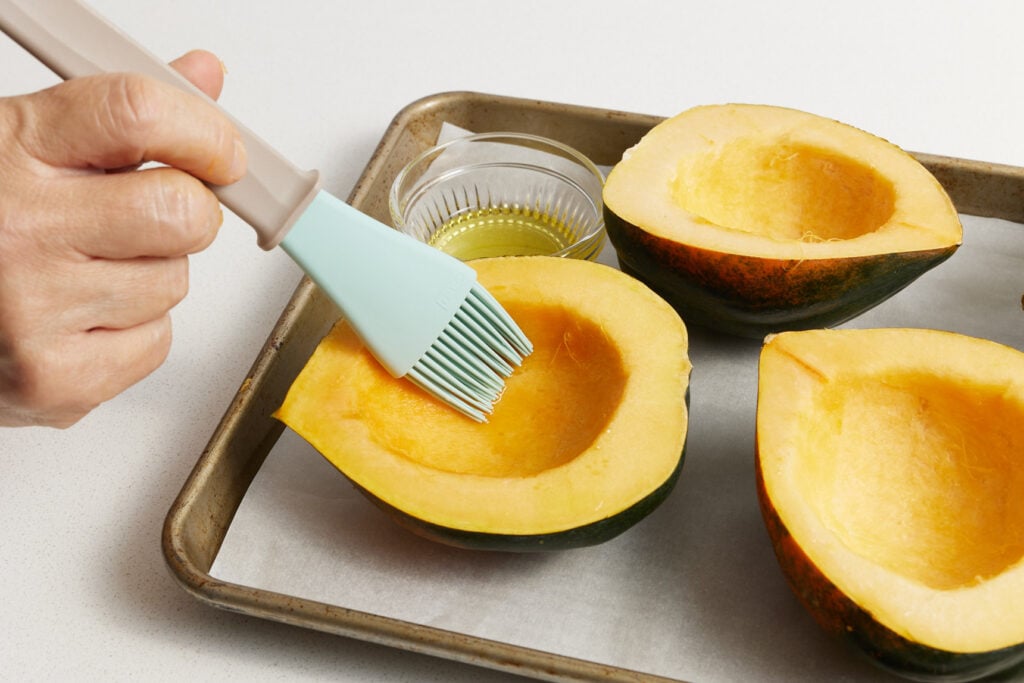 Brushing on oil